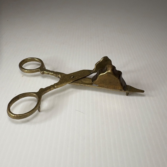 Vintage Brass Candle Snuffer Wick Trimmer Scissors Made in India - Picture 2 of 7